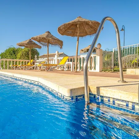 Amazing In Lagunas De Mijas *
